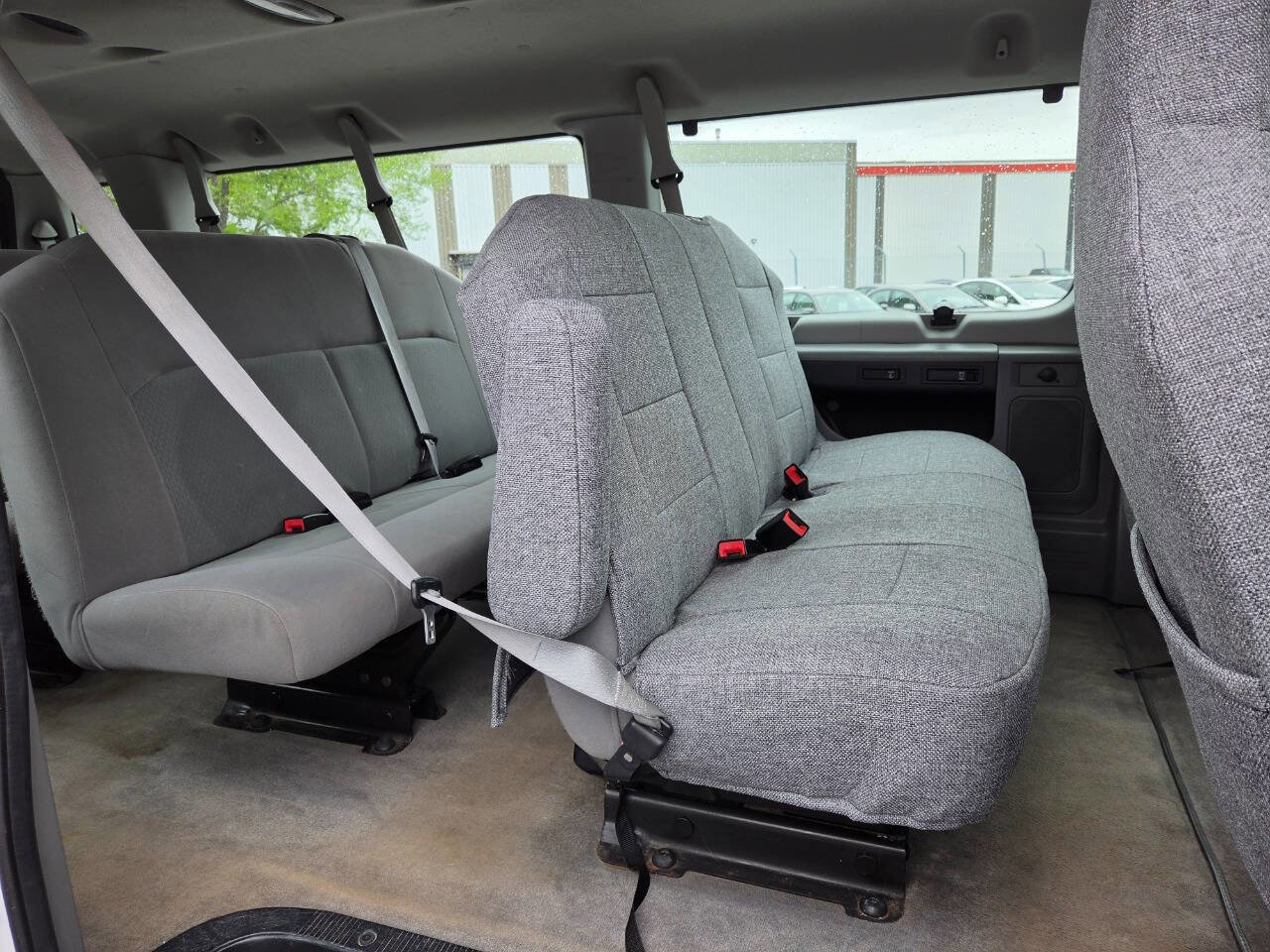 Used 2012 Ford E-350 and Econoline 350 XLT RWD image 20
