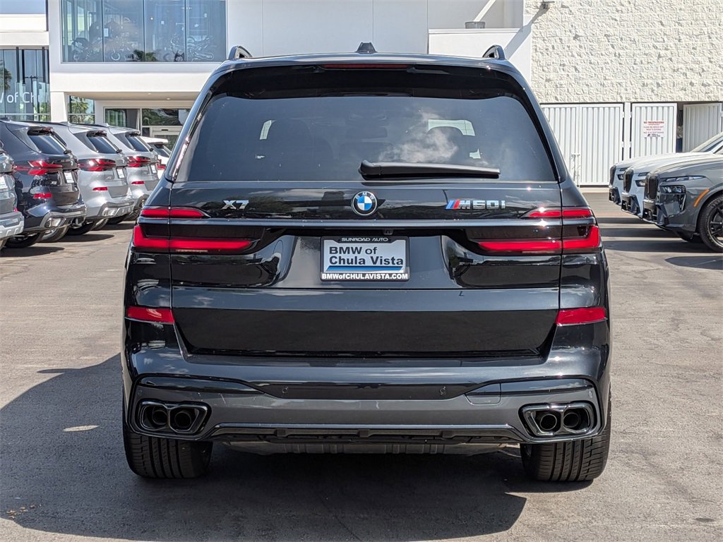 New 2026 BMW X7 M60i image 8