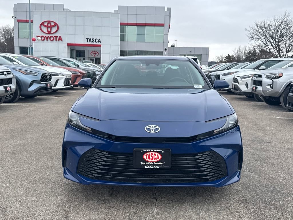 Used 2025 Toyota Camry XSE image 2
