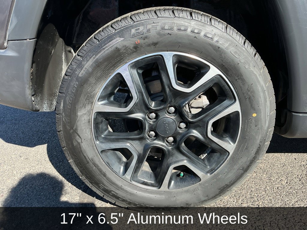 Used 2020 Jeep Compass Trailhawk AWD/4WD image 9