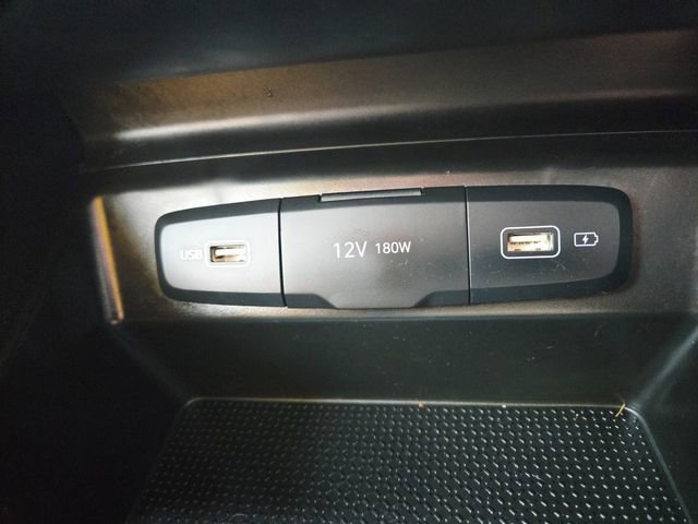 Used 2023 Hyundai Tucson SE image 26