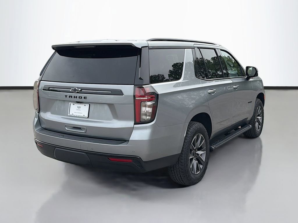 Used 2024 Chevrolet Tahoe Z71 w/ Luxury Package AWD/4WD image 5