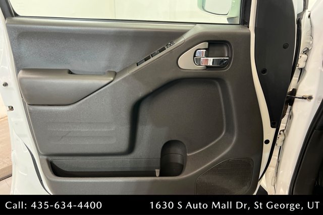 Used 2018 Nissan Frontier PRO-4X AWD/4WD image 14