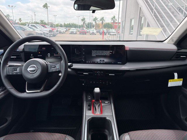 New 2026 Nissan Kicks SR w/ SR Premium Package FWD image 12