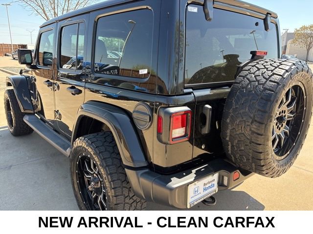 Used 2019 Jeep Wrangler Unlimited Sahara w/ Uconnect 4C Nav & Sound Group image 4
