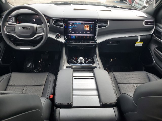 New 2026 Jeep Grand Wagoneer Limited AWD/4WD image 18