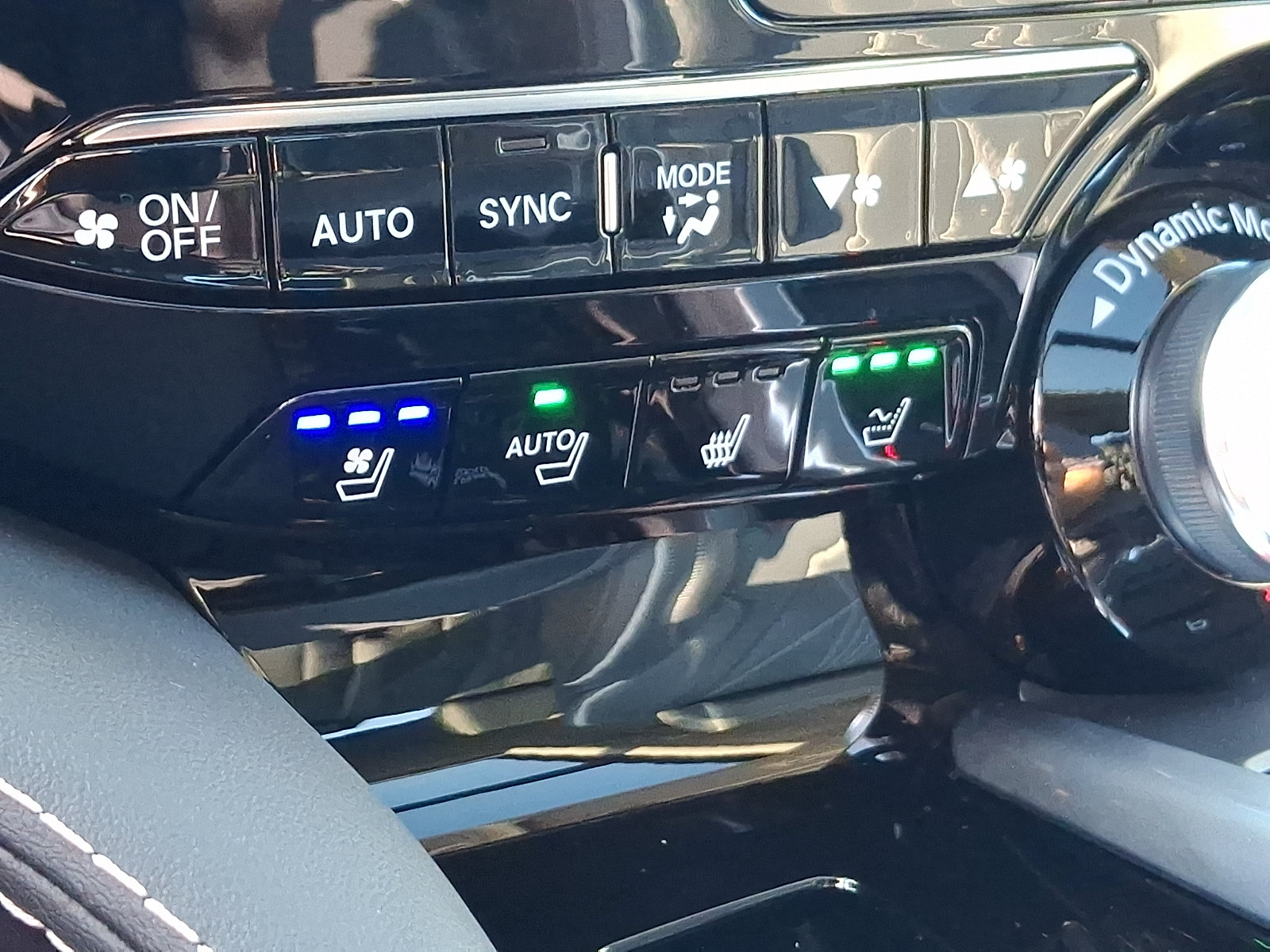 Certified 2026 Acura MDX w/ Advance Package AWD/4WD image 27