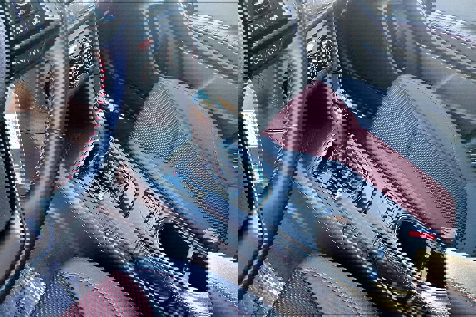 Used 2023 Subaru Crosstrek 2.0i Premium w/ Special Edition image 15