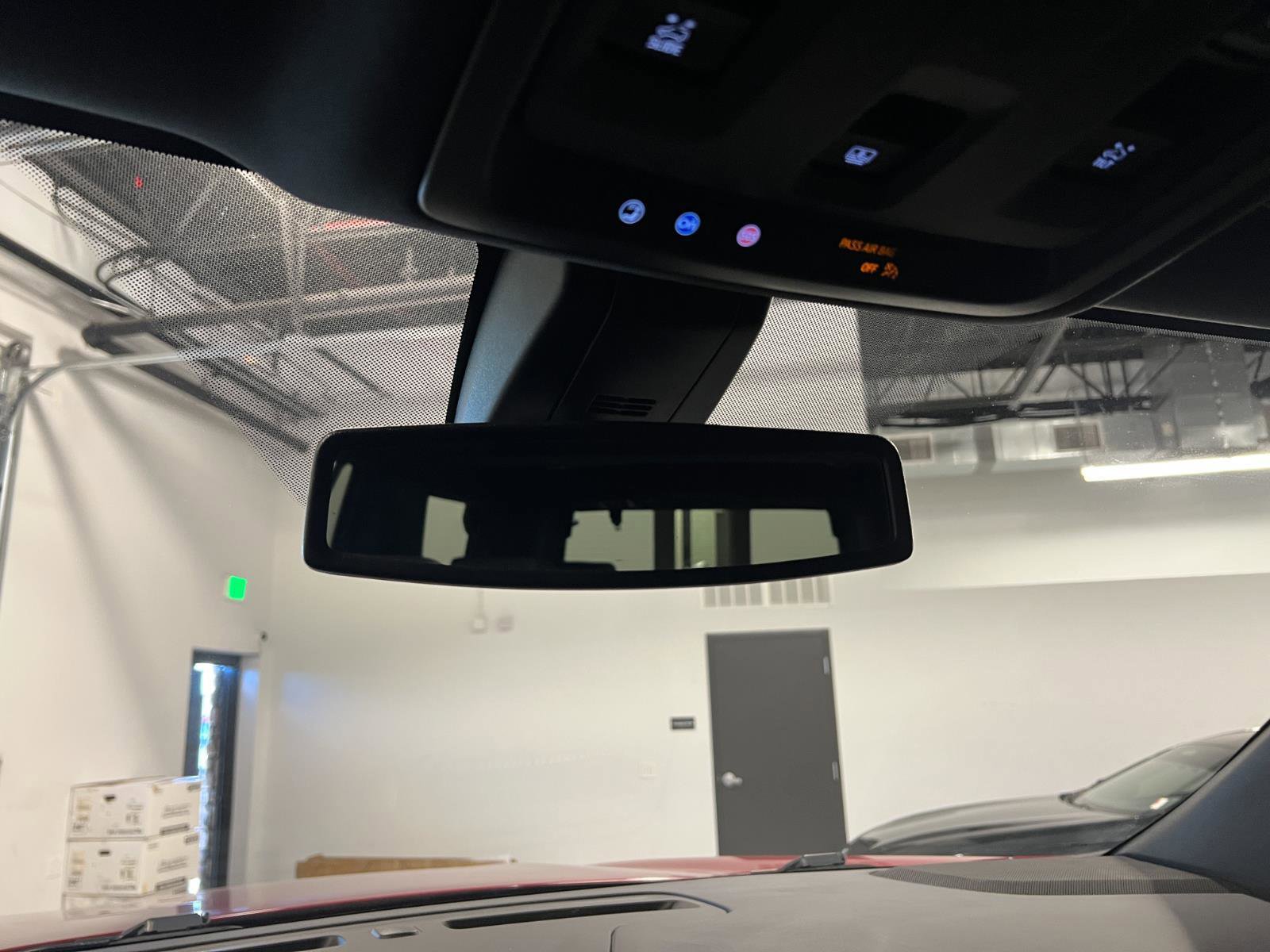 Used 2021 Chevrolet Tahoe Z71 image 23