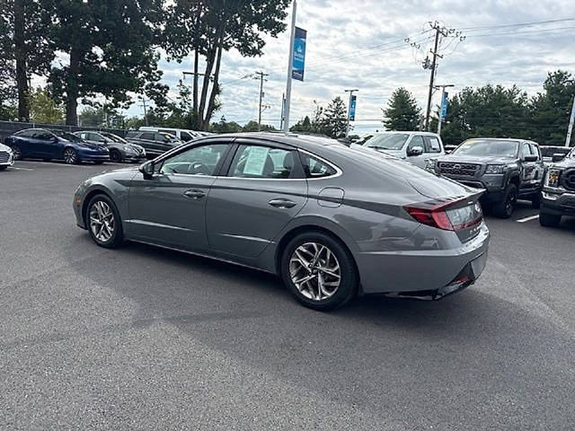 Used 2021 Hyundai Sonata SEL w/ Convenience Package FWD image 9