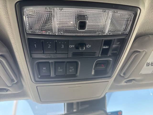 Used 2023 Toyota 4Runner SR5 Premium w/ Moonroof Package AWD/4WD image 14