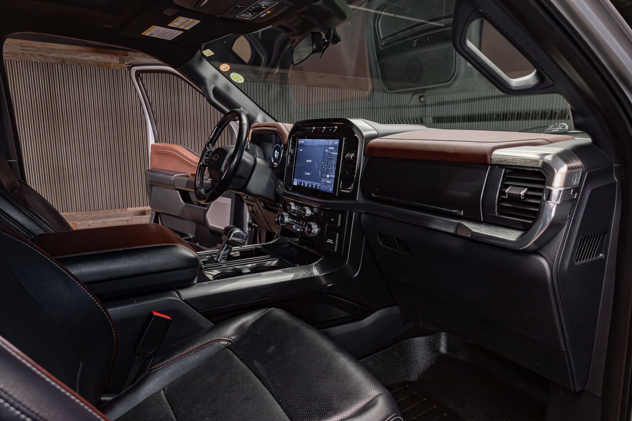 Used 2023 Ford F150 Lariat AWD/4WD image 14