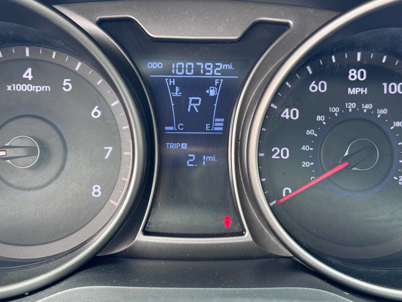 Used 2016 Hyundai Veloster FWD image 19
