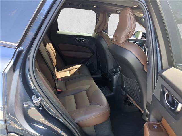 Used 2025 Volvo XC60 T8 Plus w/ Protection Package Premier image 22