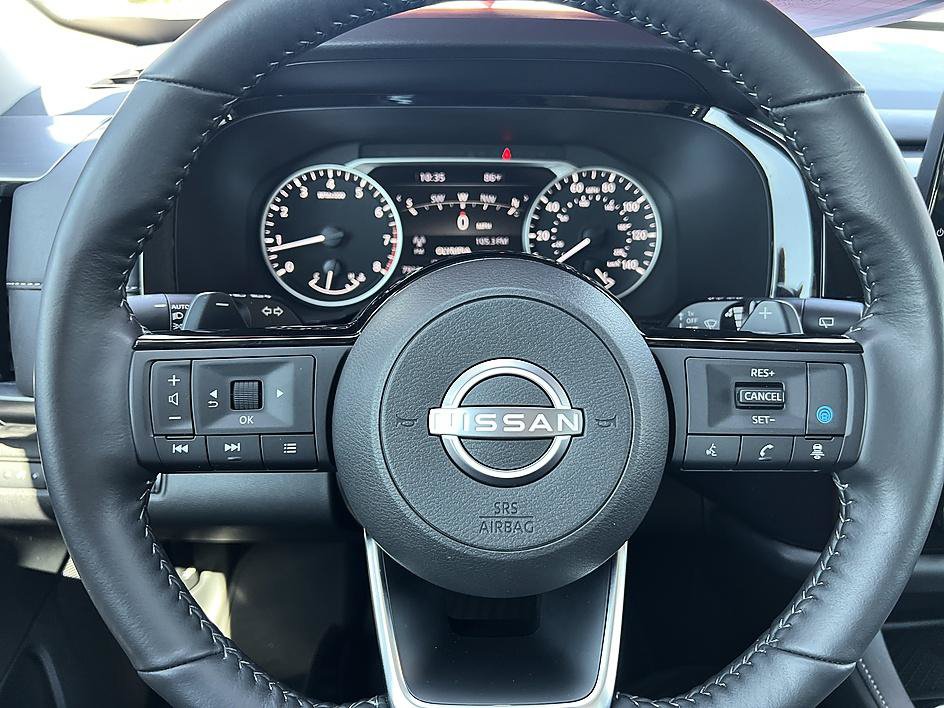 Certified 2025 Nissan Pathfinder SL FWD image 22