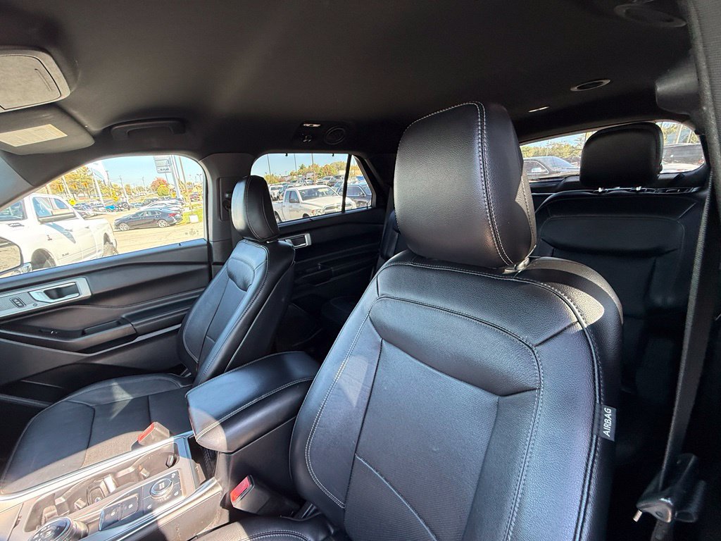 Used 2020 Ford Explorer Limited AWD/4WD image 13