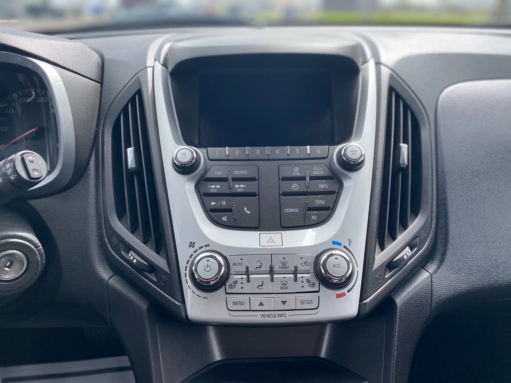 Used 2017 Chevrolet Equinox LT w/ Convenience Package image 25