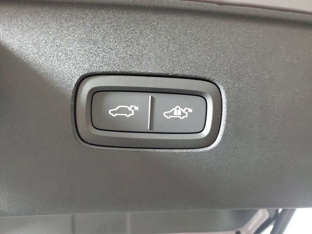 New 2026 Volvo EX90 Plus image 9