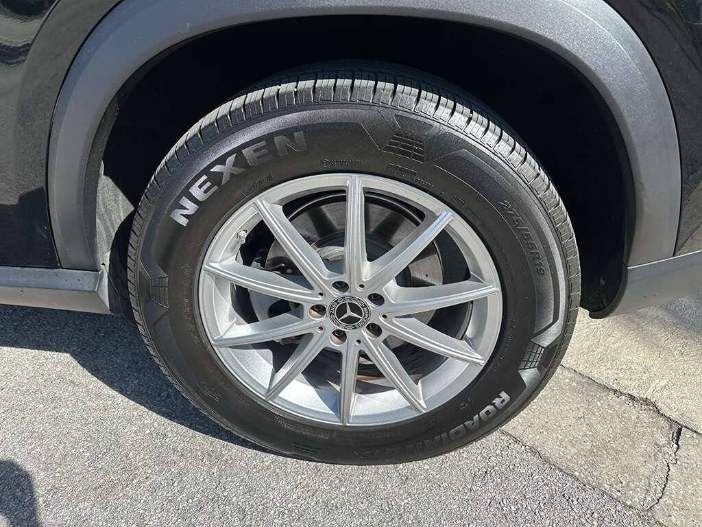 Used 2024 Mercedes-Benz GLE 450e 4MATIC image 25