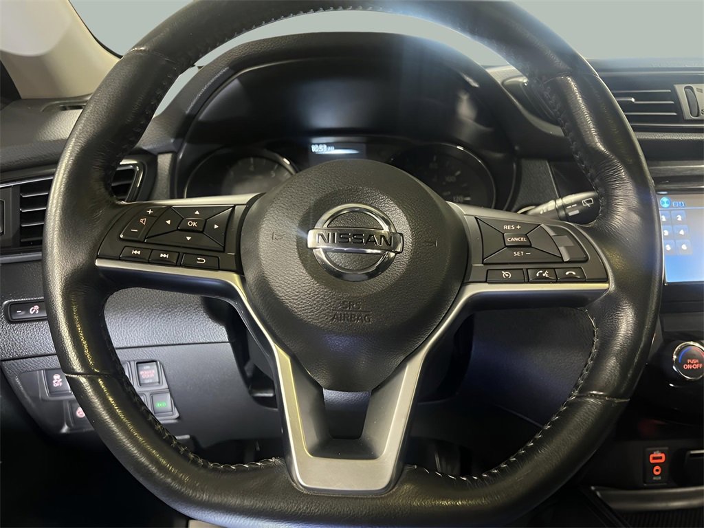 Used 2017 Nissan Rogue SL image 22