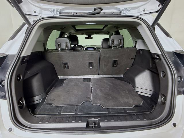 Used 2020 GMC Terrain SLT w/ Preferred Package image 25