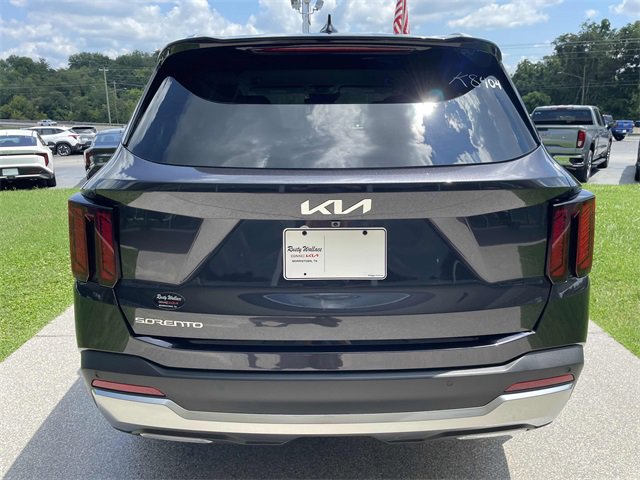 New 2025 Kia Sorento S image 6