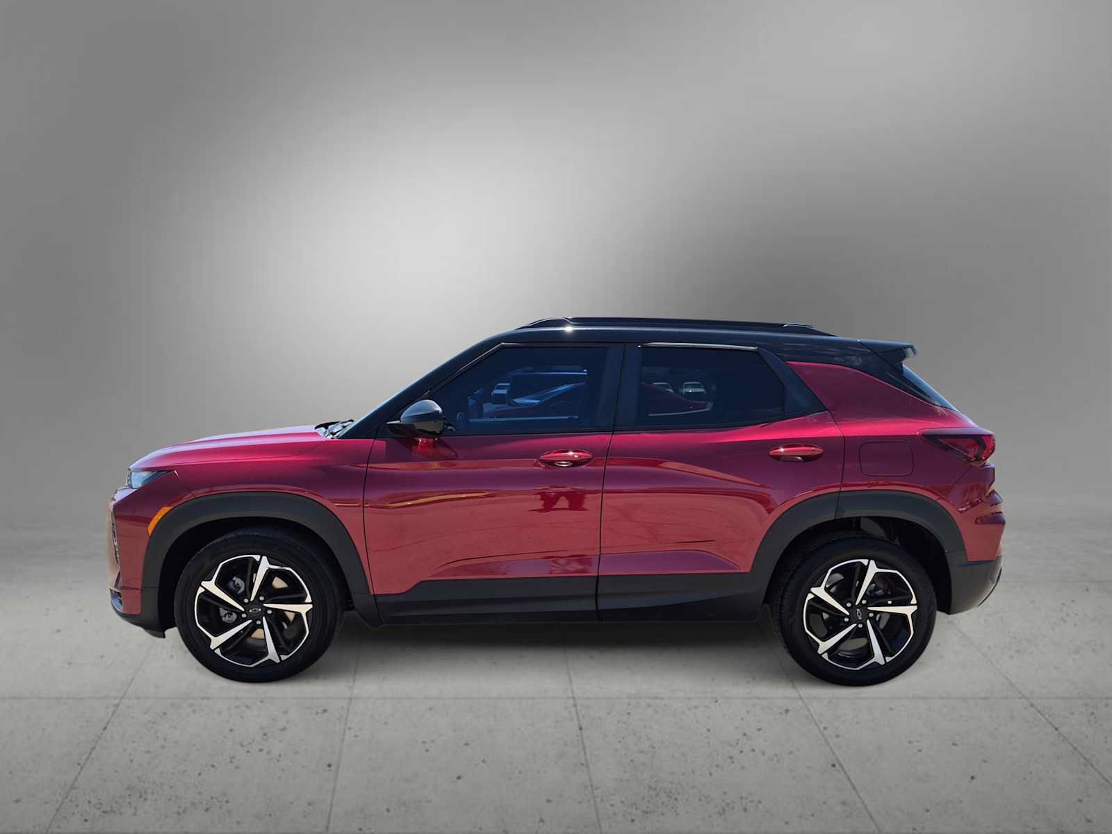 Used 2021 Chevrolet TrailBlazer RS w/ Technology Package FWD image 5