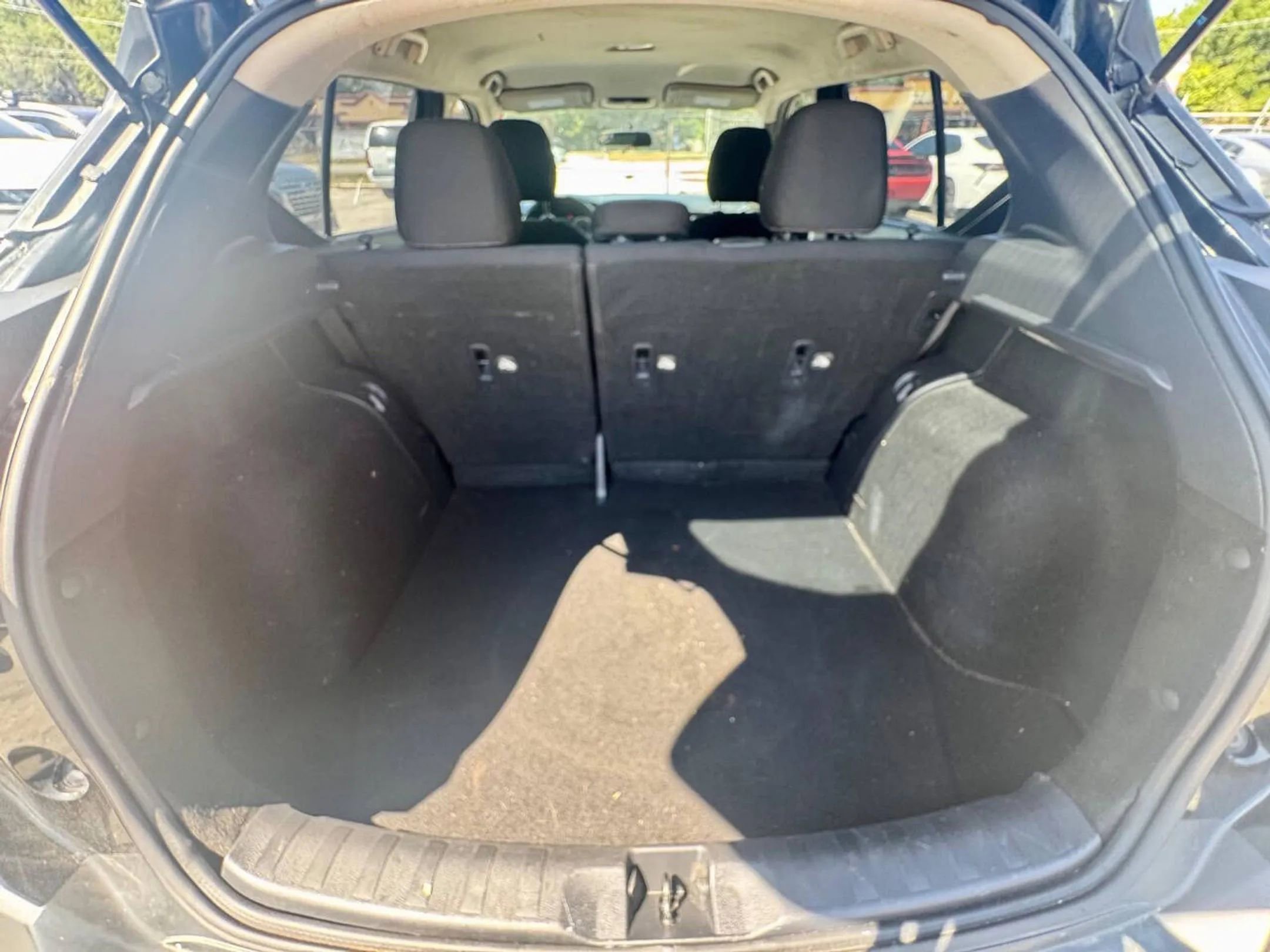 Used 2019 Nissan Kicks SV image 13