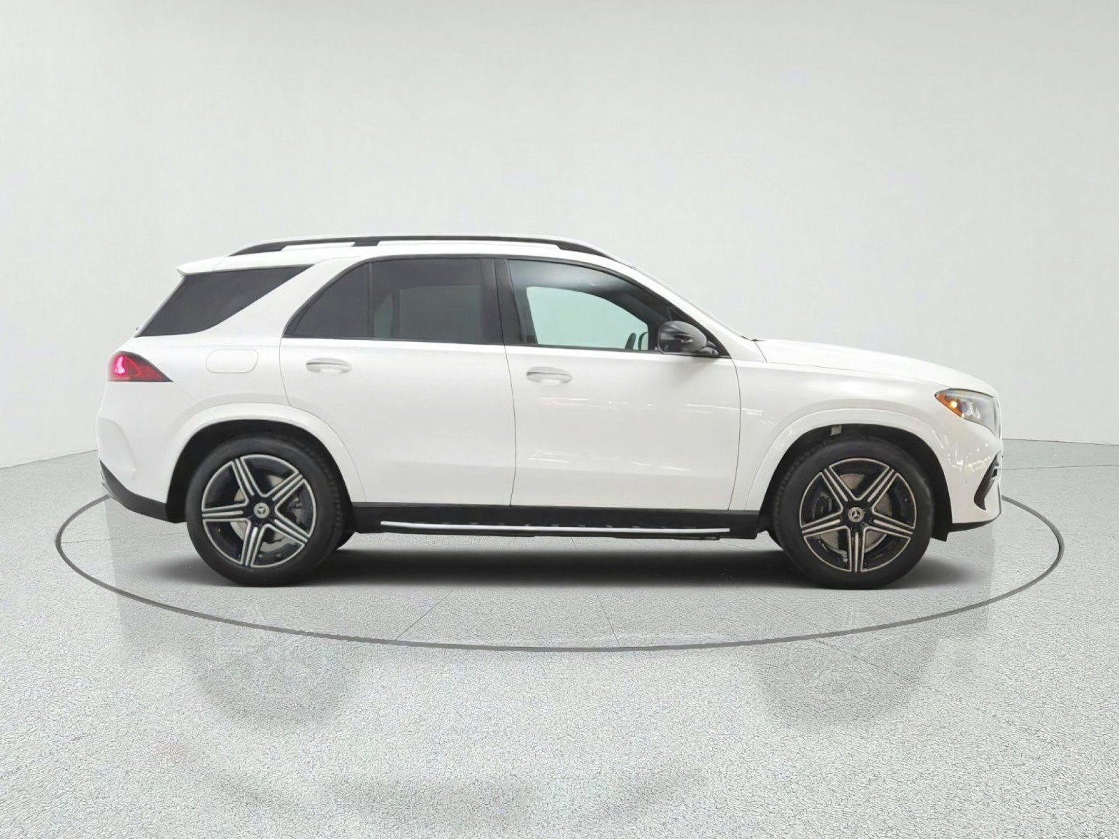 New 2027 Mercedes-Benz GLE 450 4MATIC image 4