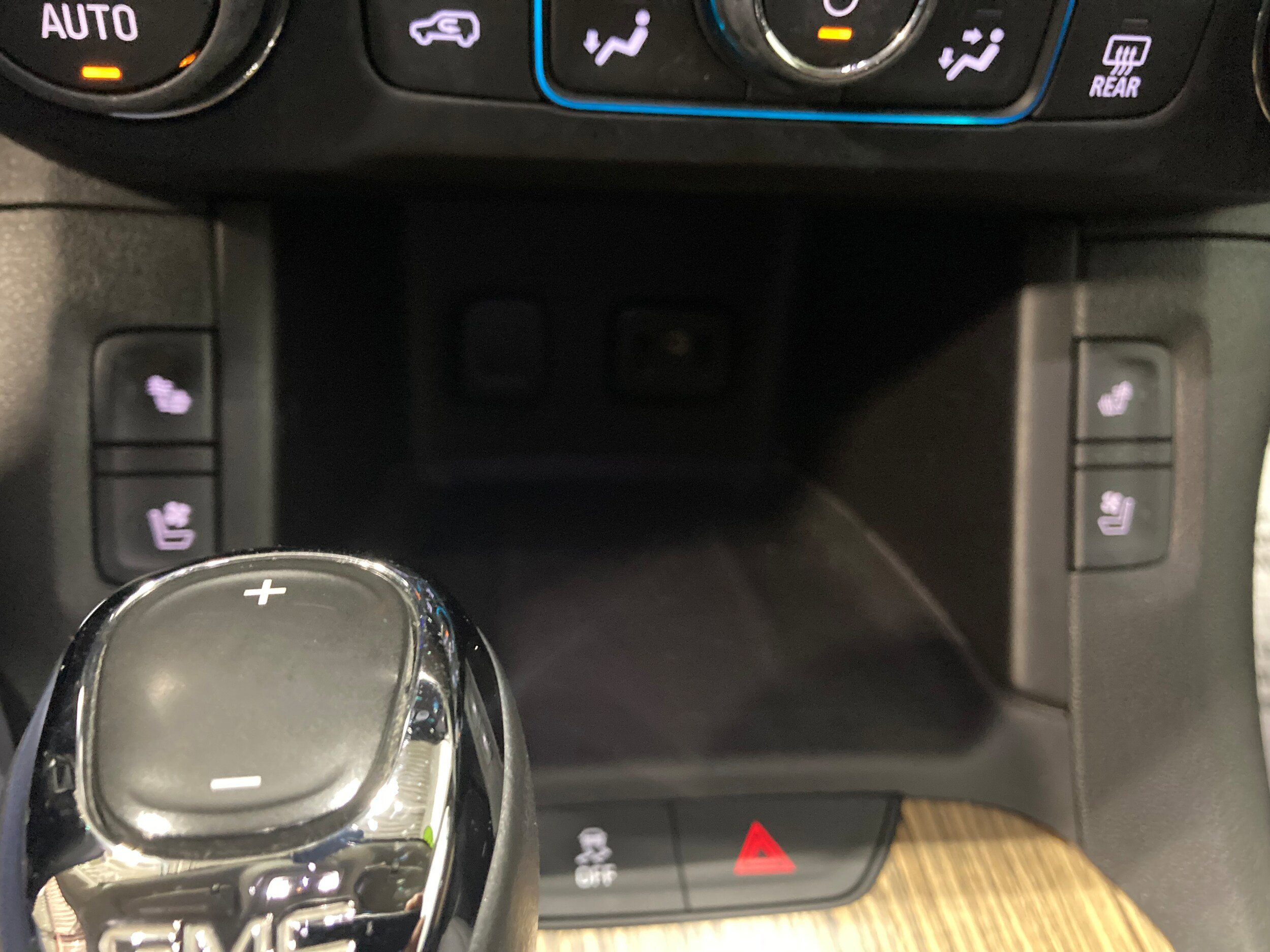 Used 2017 GMC Acadia Denali AWD/4WD image 34