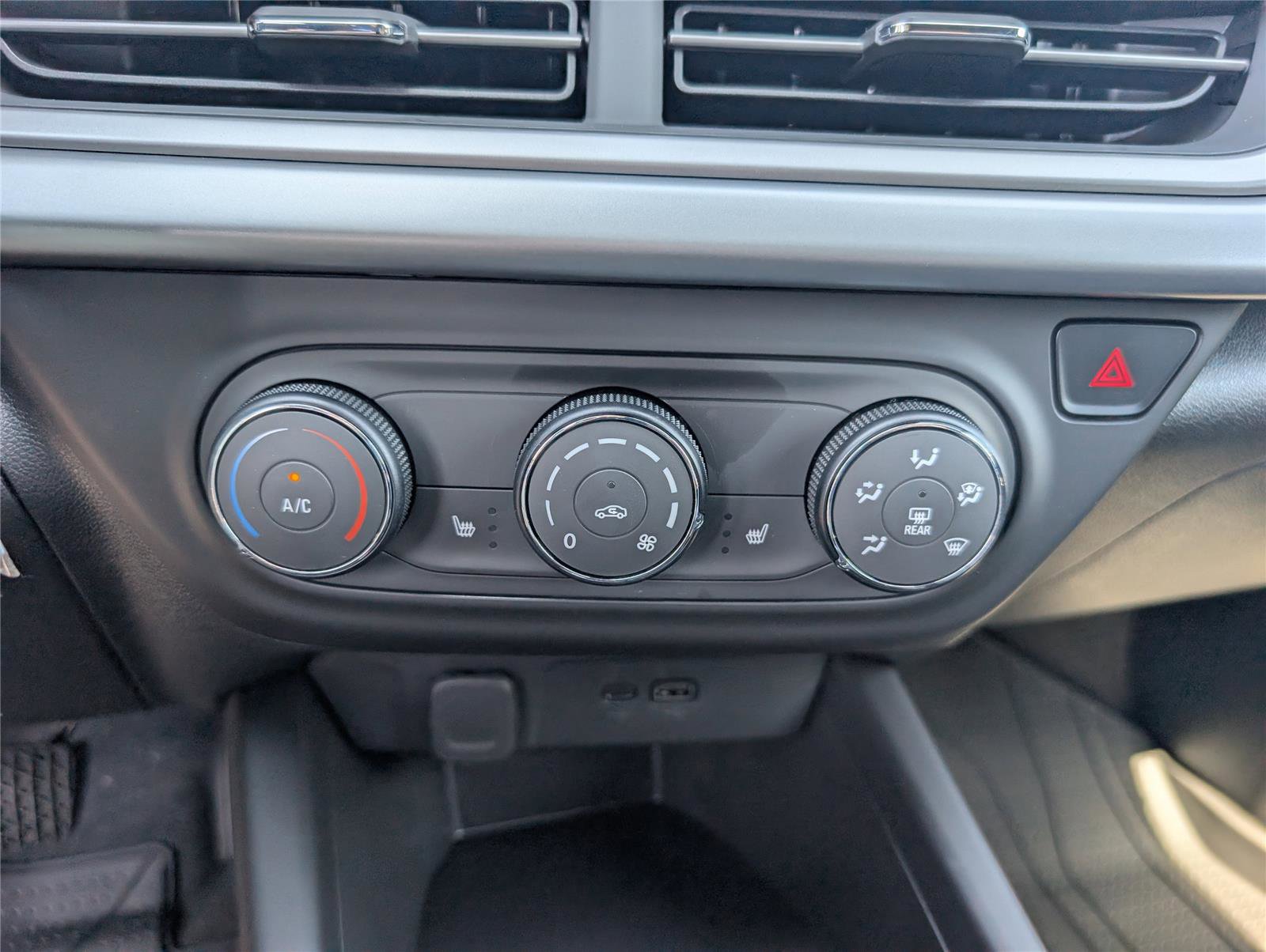 New 2026 Chevrolet Trax RS image 28