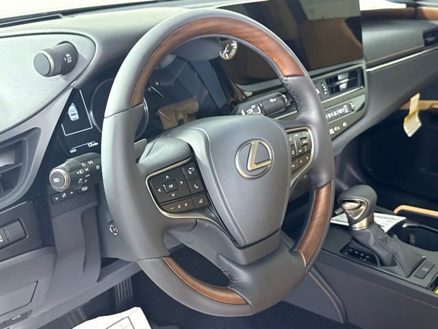 New 2025 Lexus ES 350 Ultra Luxury image 15
