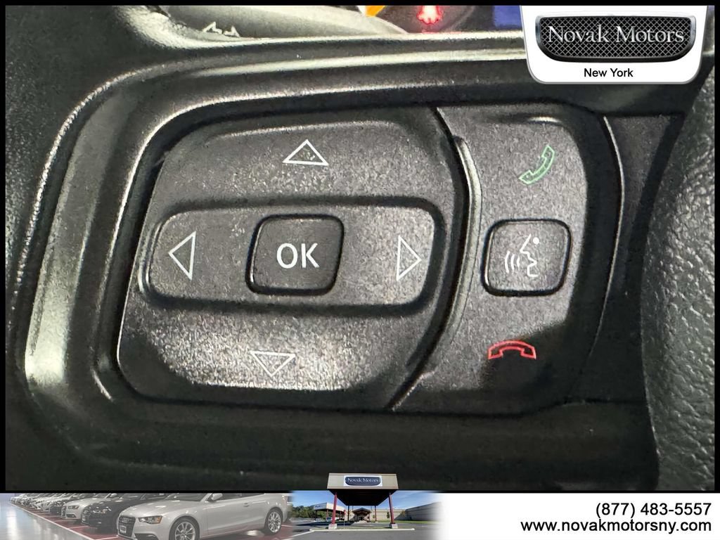 Used 2022 Jeep Gladiator Overland AWD/4WD image 15