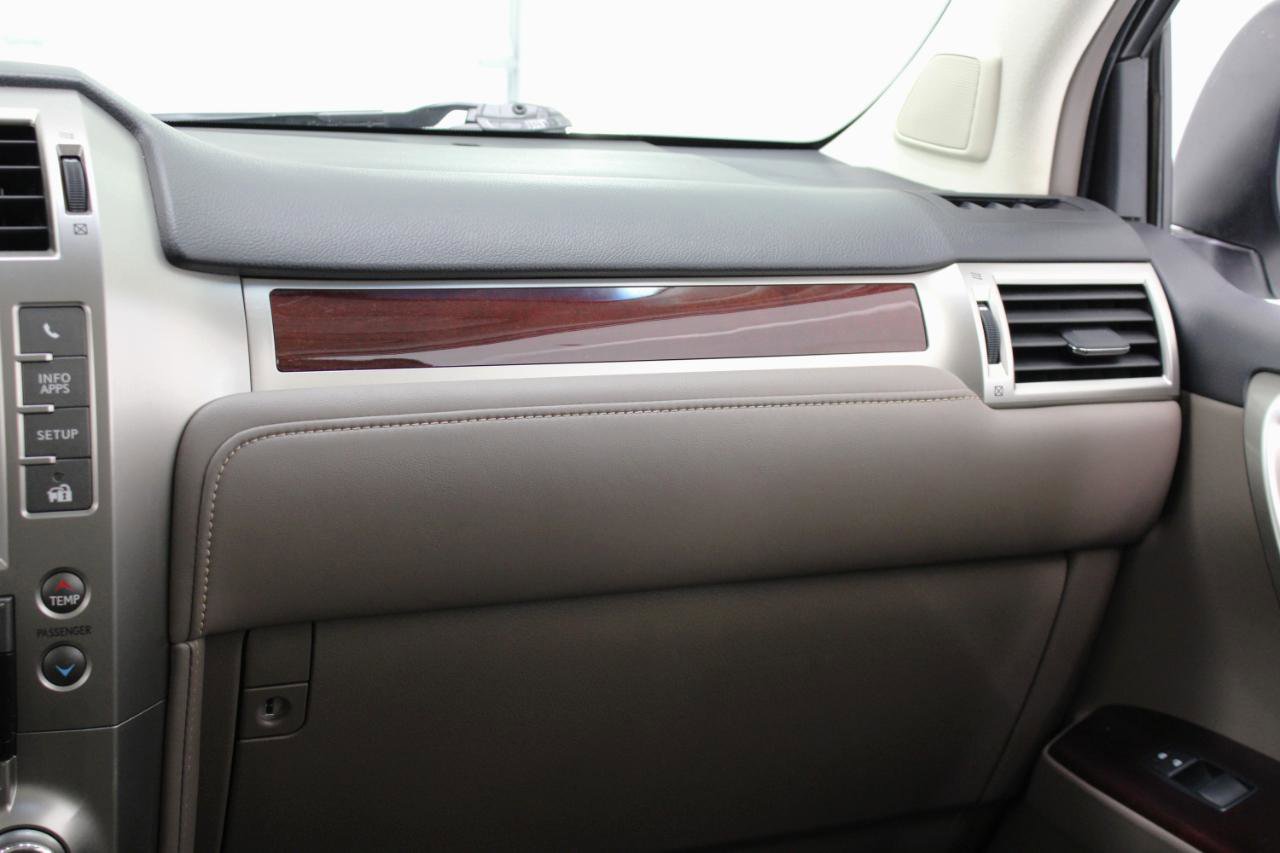 Used 2017 Lexus GX 460 Premium w/ Premium Package image 56