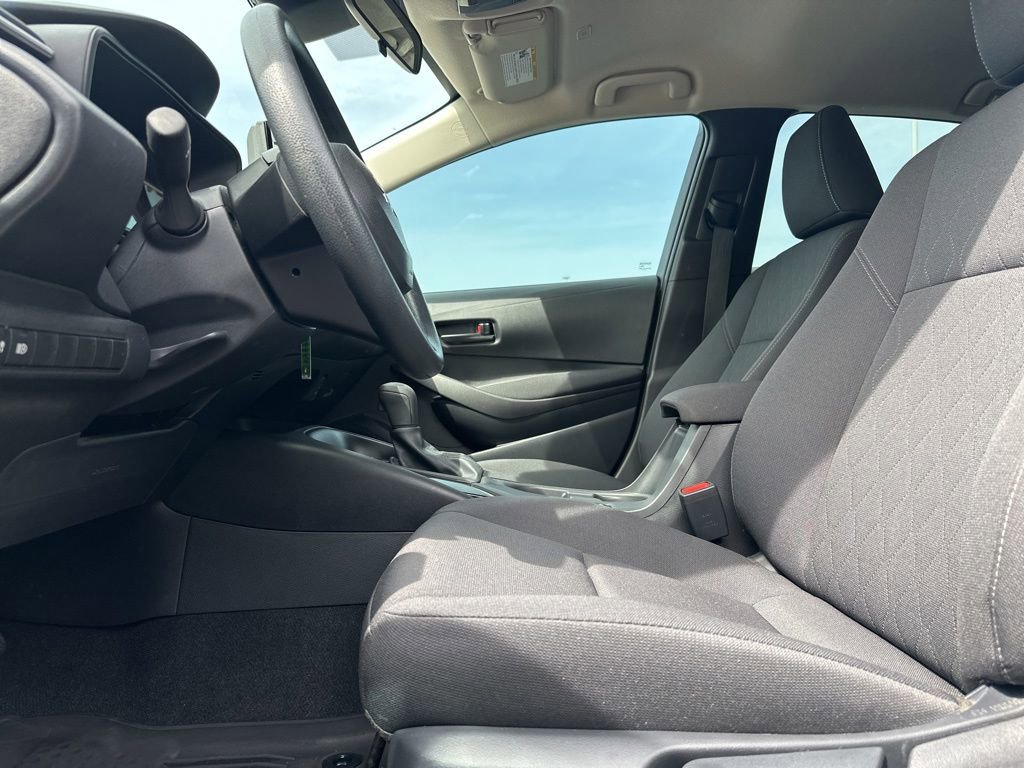 Certified 2025 Toyota Corolla LE FWD image 19