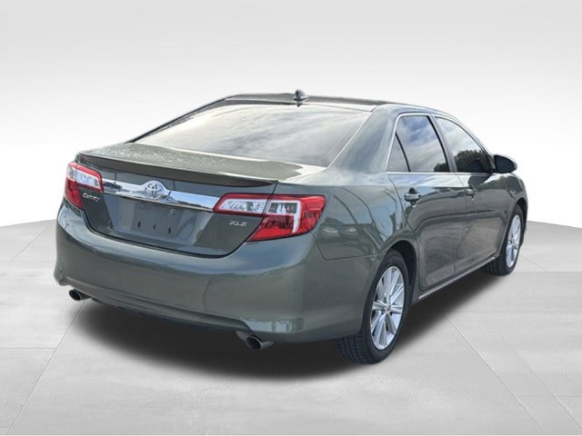 Used 2012 Toyota Camry XLE FWD image 5