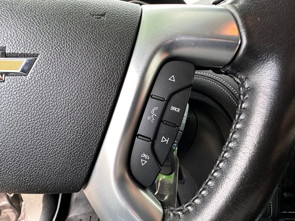 Used 2017 Chevrolet Traverse LT w/ Style and Technology Package AWD/4WD image 35