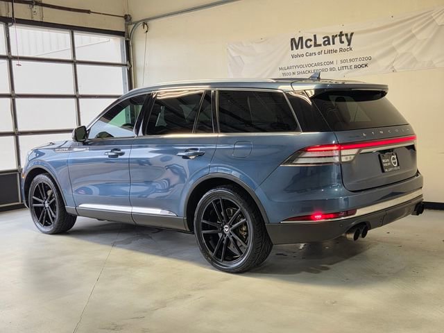 Used 2020 Lincoln Aviator Reserve w/ Equipment Group 202A AWD/4WD image 3