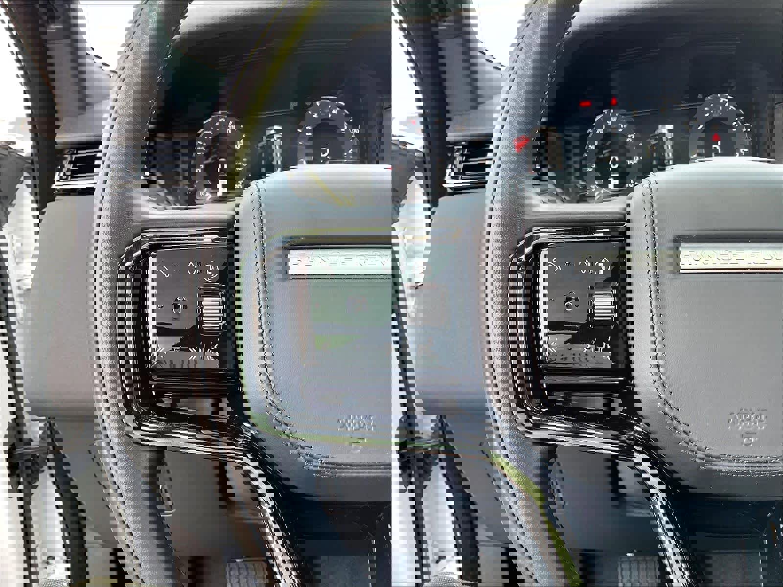 Used 2026 Land Rover Range Rover Velar S image 19