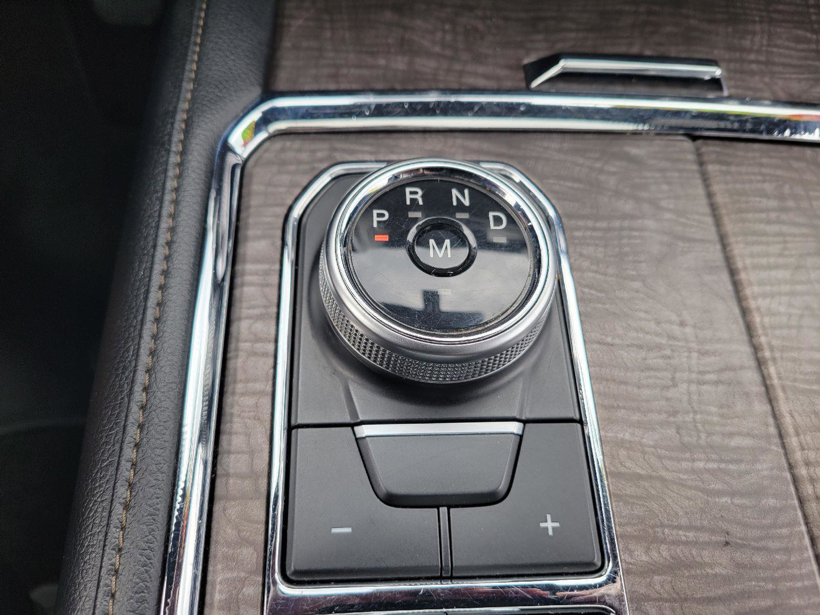 Used 2019 Ford Expedition Limited w/ Equipment Group 302A image 23