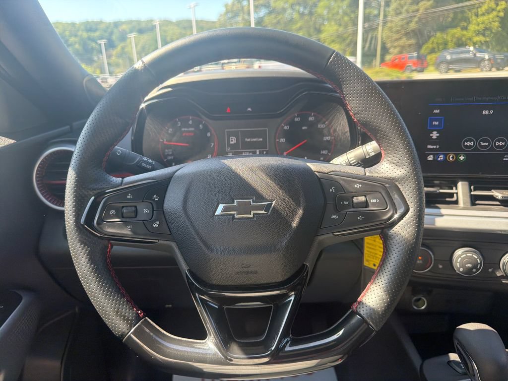 Used 2026 Chevrolet Trax RS w/ Driver Confidence Package FWD image 14