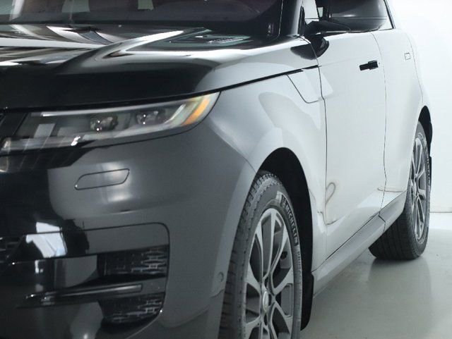 Certified 2023 Land Rover Range Rover Sport SE image 14