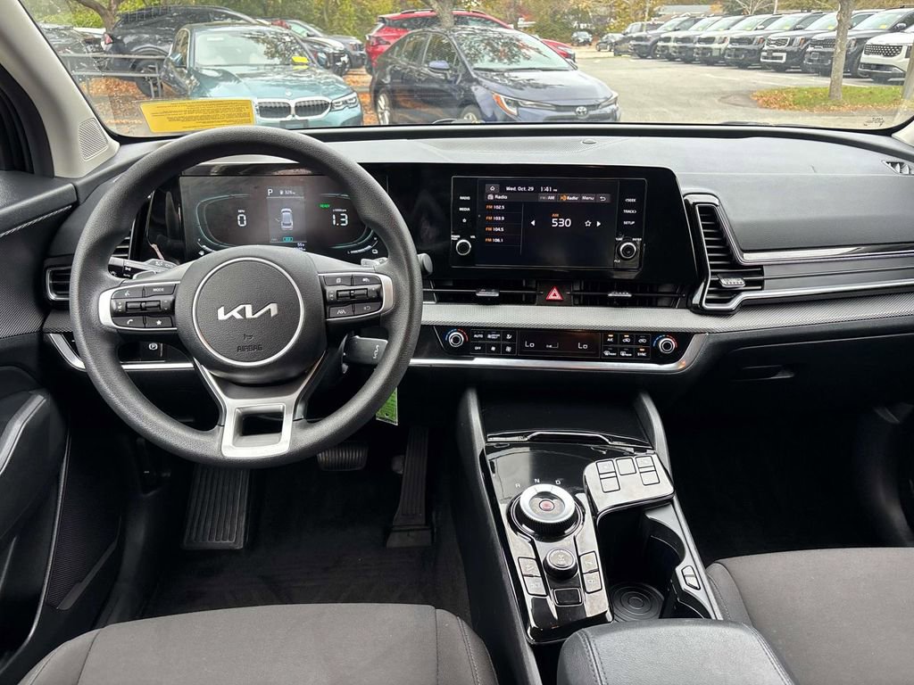 Used 2024 Kia Sportage LX image 12