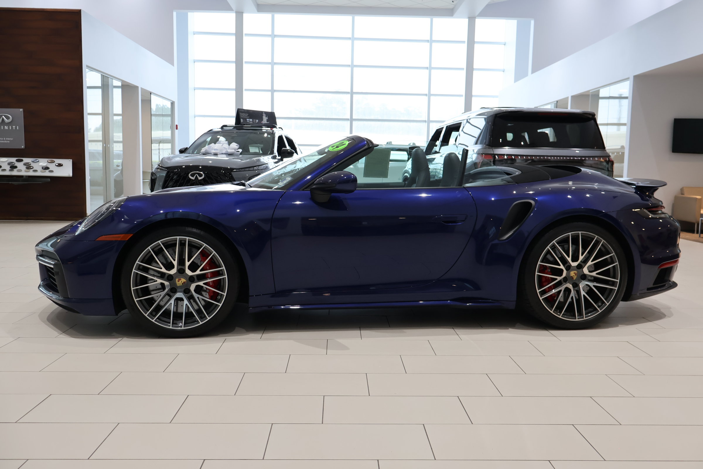 Used 2024 Porsche 911 Turbo AWD/4WD image 5