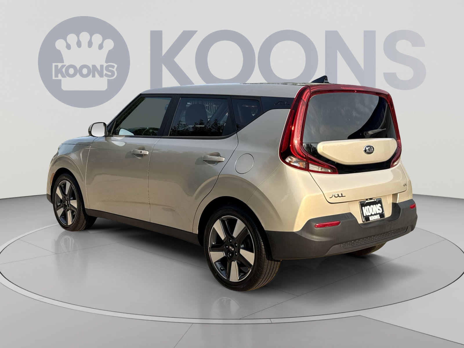 Used 2020 Kia Soul EX w/ Option Group 015 FWD image 4
