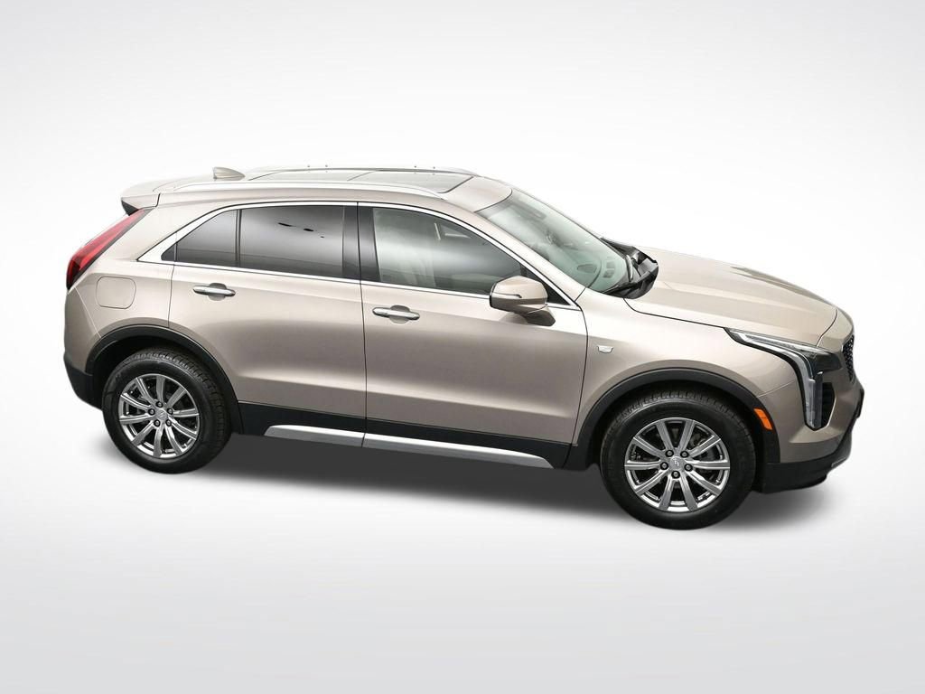 Used 2022 Cadillac XT4 Premium Luxury w/ Enhanced Visibility Package AWD/4WD image 17