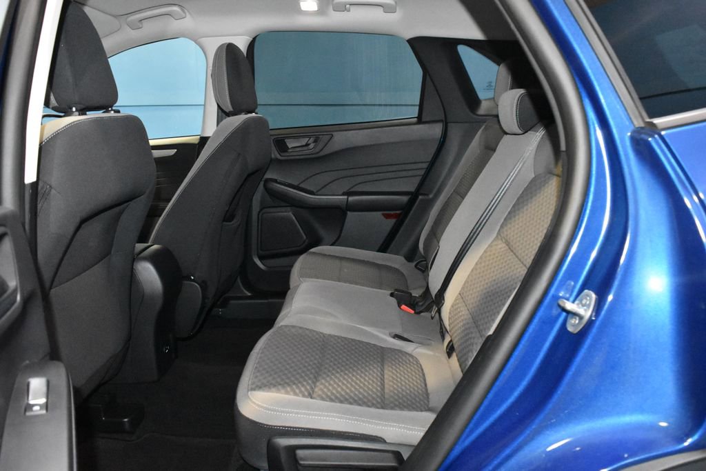 Used 2022 Ford Escape SE image 19