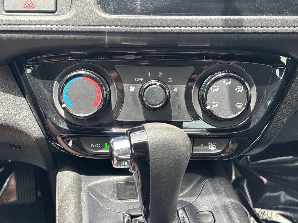 Used 2021 Honda HR-V LX image 13