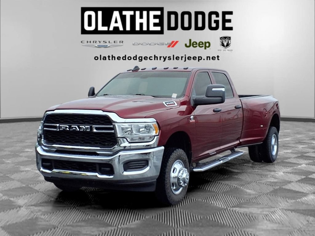 Certified 2024 RAM 3500 Tradesman w/ Chrome Appearance Group AWD/4WD video 1