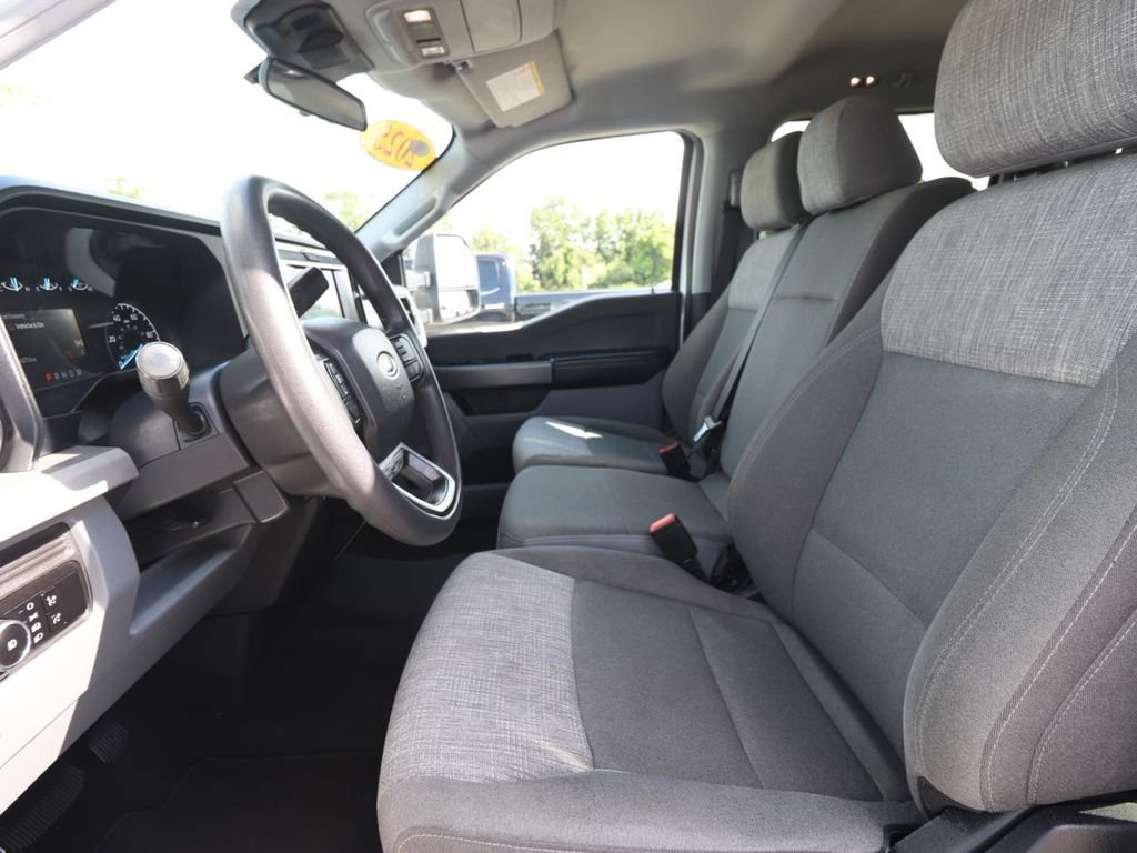 Used 2025 Ford F350 XLT AWD/4WD image 2